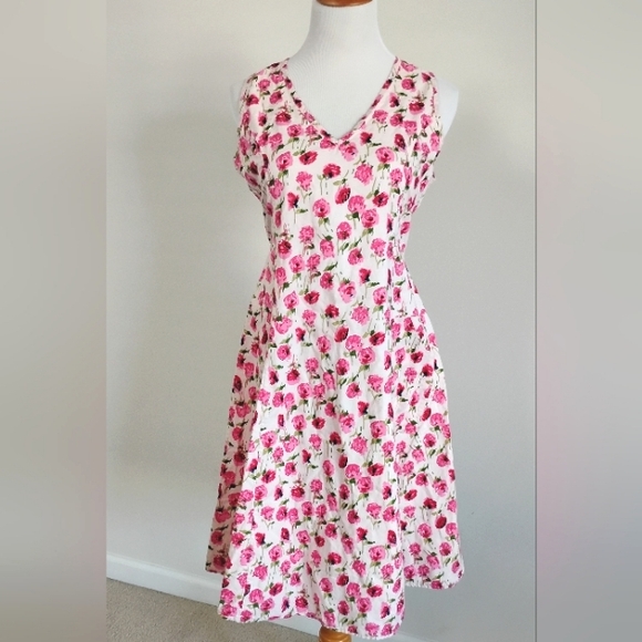 Tulip Dresses & Skirts - Tulip Poppie Cotton Dress in Floral Rose Print Size S